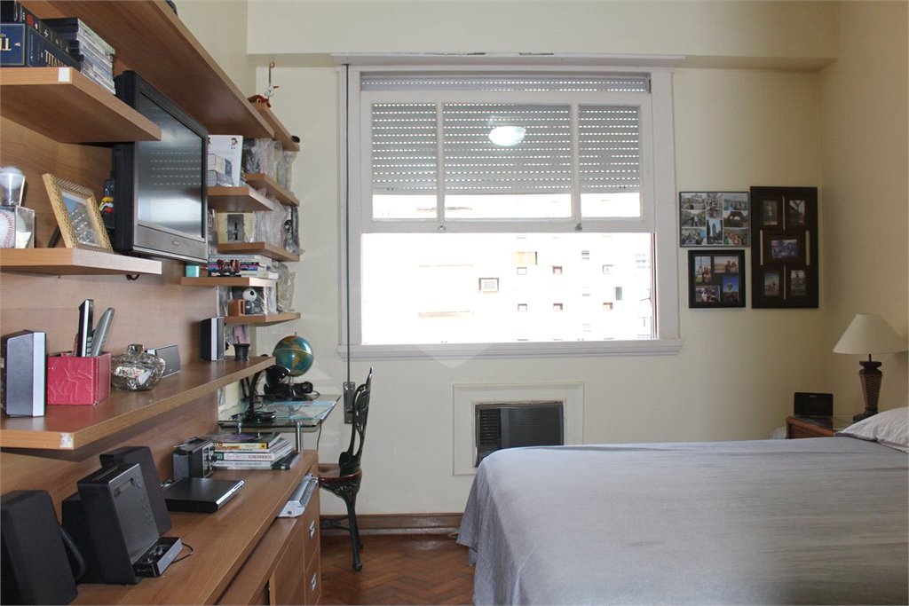 Apartamento à venda com 4 quartos, sendo 2 suítes, em Flamengo, Rio de Janeiro, RJ