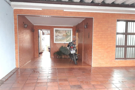 Casa à venda com 4 quartos, sendo 1 suíte, em Jardim do Estádio, Itu, SP