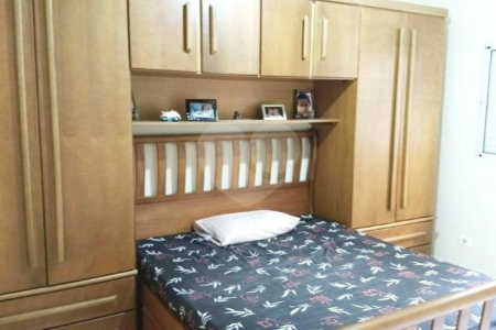 Casa à venda com 2 quartos, sendo 1 suíte, em Vila Gumercindo, São Paulo, SP