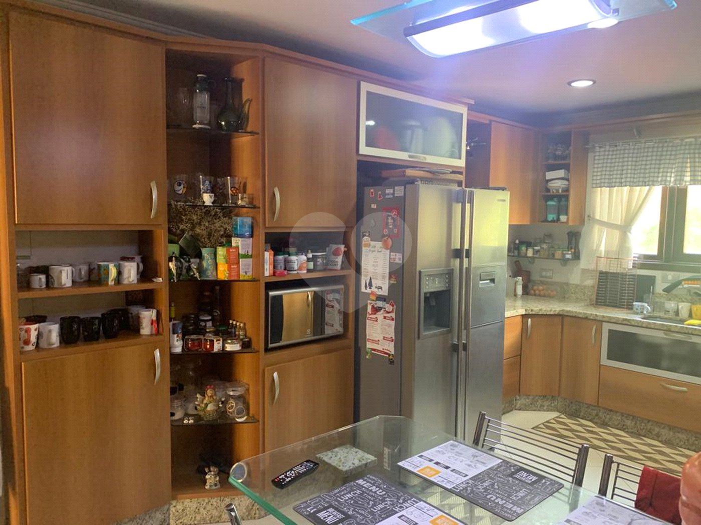 Casa à venda com 3 quartos, sendo 1 suíte, no condomínio Greenland, São Paulo - SP