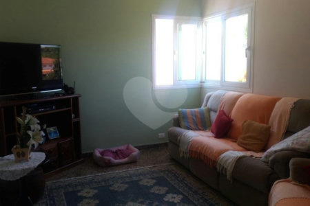Casa à venda com 5 suítes em Arujázinho I, Ii e Iii, Arujá, SP