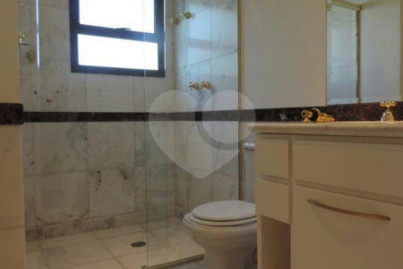Apartamento à venda com 3 suítes em Jardim Marajoara, São Paulo, SP