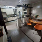 Sobrado à venda com 4 quartos, sendo 3 suítes, em Mandaqui, São Paulo, SP