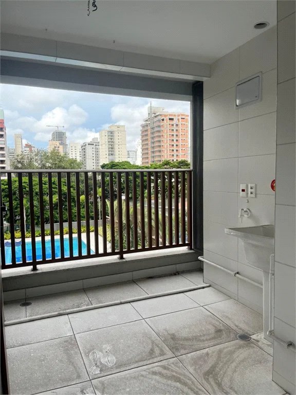 Apartamento à venda com 3 quartos, sendo 1 suíte, em Brooklin Novo, São Paulo, SP
