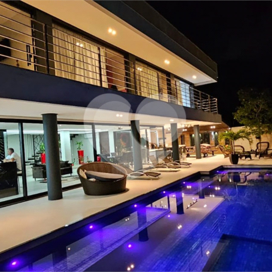 Casa à venda com 4 suítes no Centro, Porto Seguro, BA