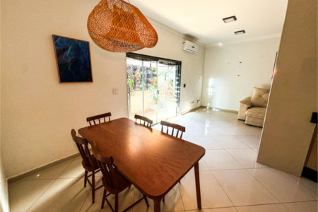 Casa à venda com 3 quartos, sendo 1 suíte, em Jardim Paranapunga, Três Lagoas, MS