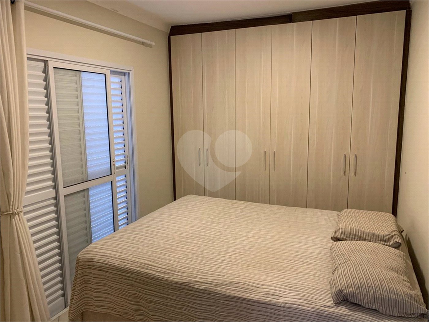 Apartamento à venda com 2 quartos, sendo 1 suíte,  em Jardim Ferreira, Sorocaba, SP