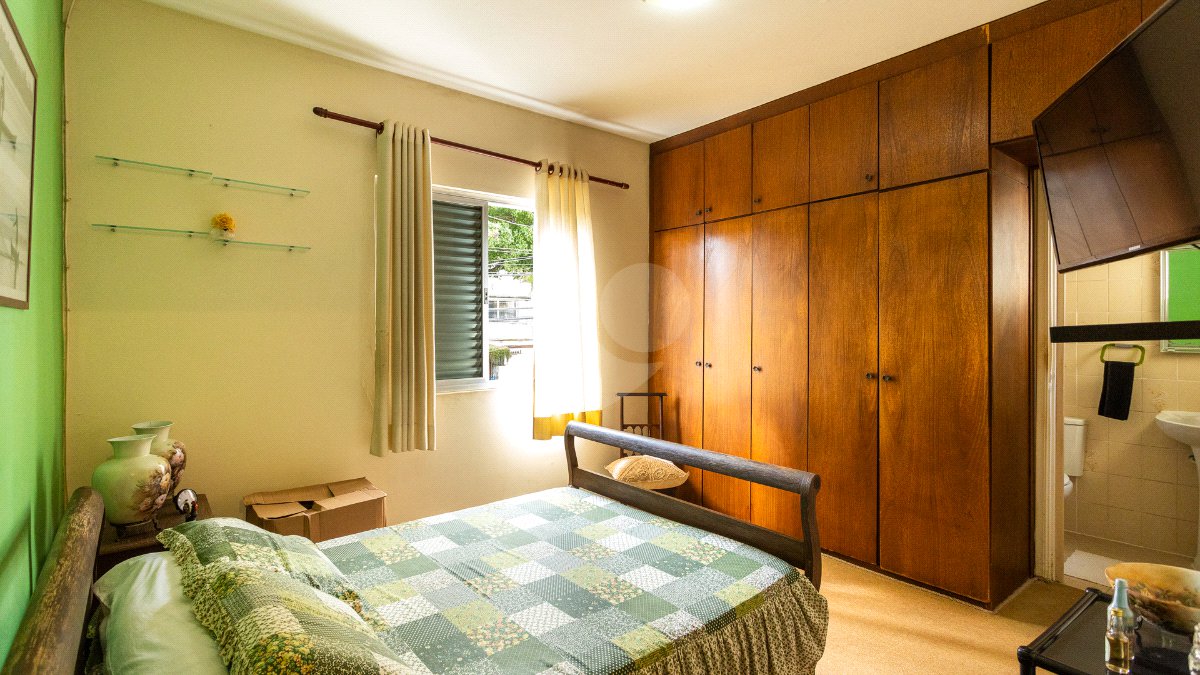 Casa à venda com 3 quartos, sendo 1 suíte, em Vila Cordeiro, São Paulo, SP