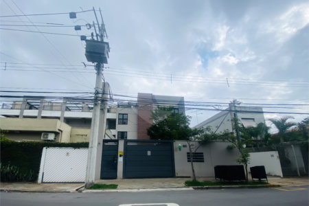 Casa à venda com 2 quartos, sendo 1 suíte, no condomínio Vloft, São Paulo - SP
