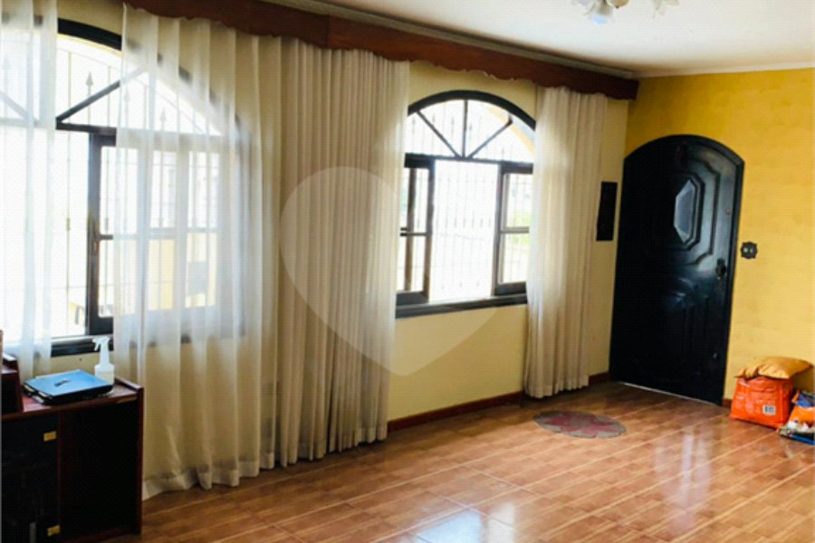 Casa à venda com 3 quartos, sendo 1 suíte, em Tremembé, São Paulo, SP