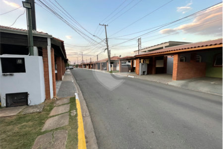 Casa à venda com 3 quartos no condomínio Residencial Dona Lilla, Itu - SP