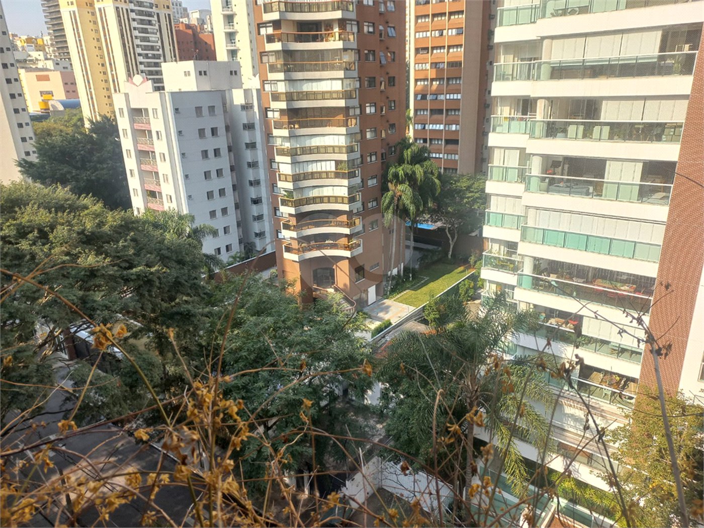 Apartamento à venda com 4 quartos, sendo 2 suítes, em Vila Uberabinha, São Paulo, SP