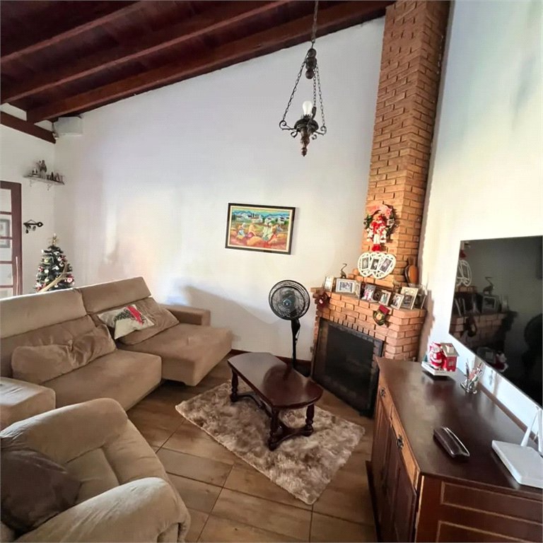 Chácara à venda com 8 suítes em Jardim Arquidiocesano, Salto, SP
