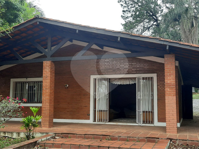 Casa à venda com 3 quartos, sendo 1 suíte,  em Serra da Cantareira, Mairiporã, SP