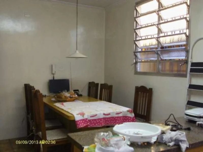 Sobrado à venda com 4 quartos, sendo 2 suítes, em Jardim Peri Peri, São Paulo, SP
