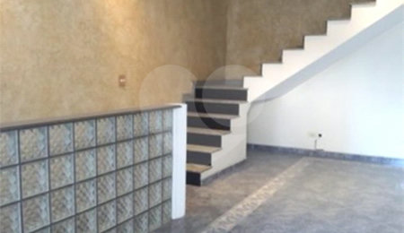 Sobrado à venda com 3 quartos, sendo 1 suíte,  em Tremembé, São Paulo, SP