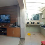 Casa à venda com 4 quartos, sendo 2 suítes, em MORUMBI, São Paulo, SP