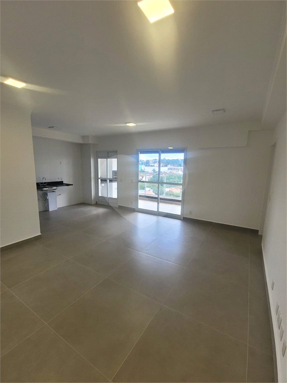 Apartamento à venda com 3 quartos, sendo 1 suíte, em Vila Helena, Atibaia, SP
