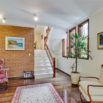 Casa à venda com 3 quartos, sendo 2 suítes, no condomínio Granja do Morumbi, São Paulo - SP
