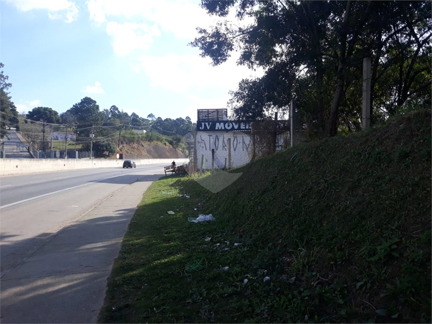Terreno à venda em Vila Nova São Roque, São Roque, SP