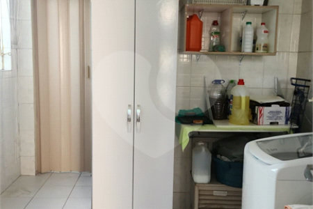 Casa à venda com 3 quartos, sendo 2 suítes, em Indianópolis, São Paulo, SP