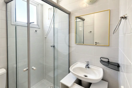Apartamento de 44 m² com 2 dormitórios, varanda integrada e 1 vaga na Vila Guarani