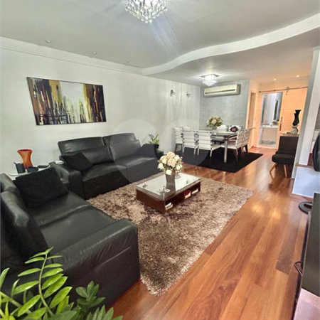 Casa à venda com 3 suítes no condomínio Itapuã XI, São Paulo - SP