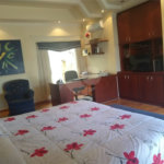 Casa à venda com 4 quartos, sendo 2 suítes, no condomínio Osato, Atibaia - SP