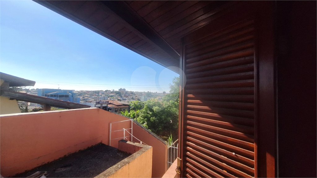 Casa à venda com 3 quartos, sendo 1 suíte, em Jardim Itanguá, Sorocaba, SP