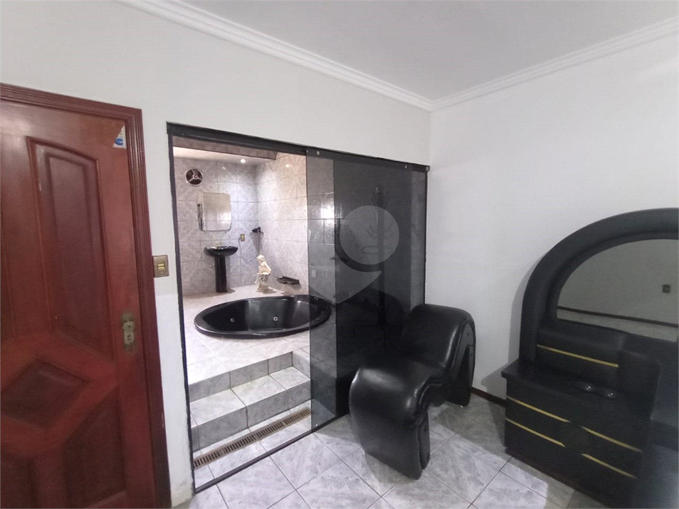 Hotel à venda com 31 suítes em Chapadinha, Itapetininga, SP