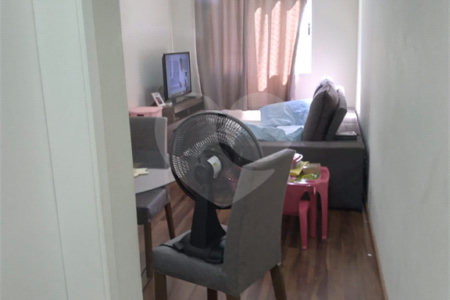 Apartamento à venda com 2 quartos em Jardim Ismênia, São José dos Campos, SP
