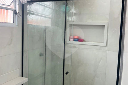 Casa à venda com 2 quartos no condomínio Recanto das Graças, Cotia - SP