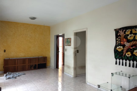 Sobrado à venda com 3 quartos, sendo 1 suíte, em Jardim Franca, São Paulo, SP