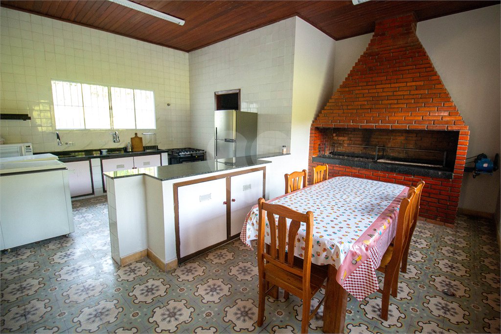 Sítio à venda com 14 quartos, sendo 4 suítes, em Gabriel Piza, São Roque, SP