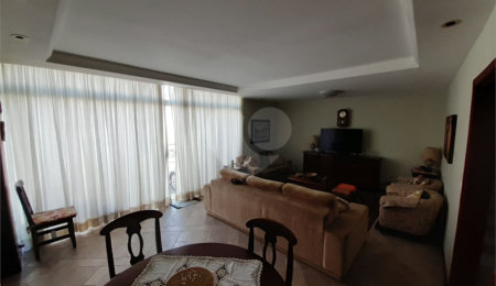 Sobrado à venda com 3 quartos, sendo 1 suíte,  em Indianópolis, São Paulo, SP