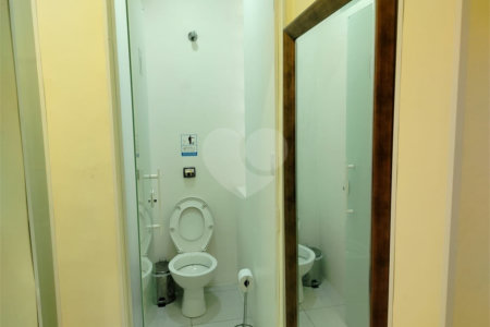 Prédio à venda em Vila Mariana, São Paulo, SP