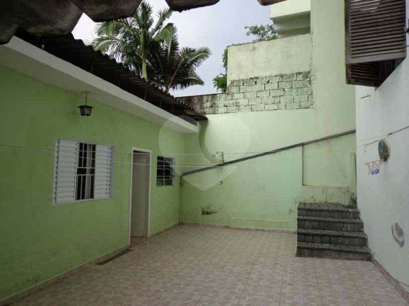 Casa à venda com 3 quartos, sendo 1 suíte,  em Jardim Londrina, São Paulo, SP