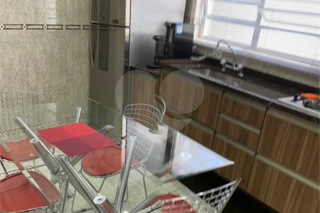 Sobrado à venda com 3 quartos em Parque Casa de Pedra, São Paulo, SP