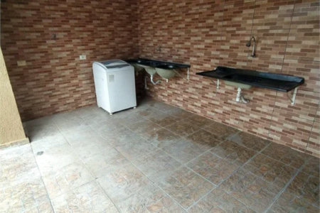Casa à venda com 3 quartos em Jardim Mitsutani, São Paulo, SP