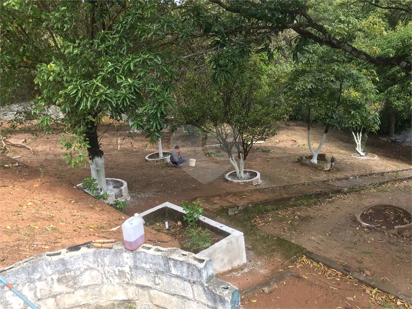 Casa à venda ou para alugar com 4 quartos, sendo 1 suíte, em Chácaras Leão, Votorantim, SP