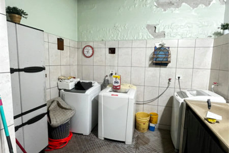 Sobrado à venda com 5 quartos, sendo 3 suítes, em Jardim Jaraguá (são Domingos), São Paulo, SP