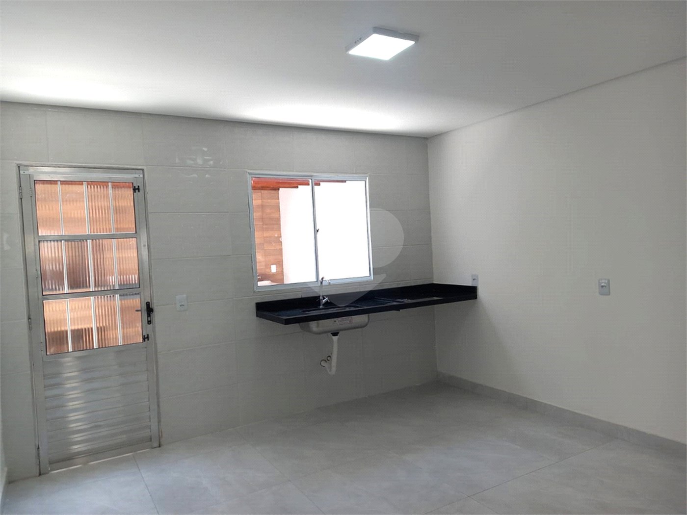 Sobrado à venda com 3 suítes em Jaçanã, São Paulo, SP