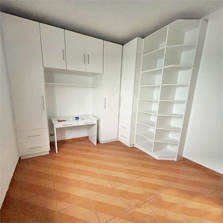 Sobrado à venda com 3 quartos, sendo 1 suíte, em Jardim Peri, São Paulo, SP