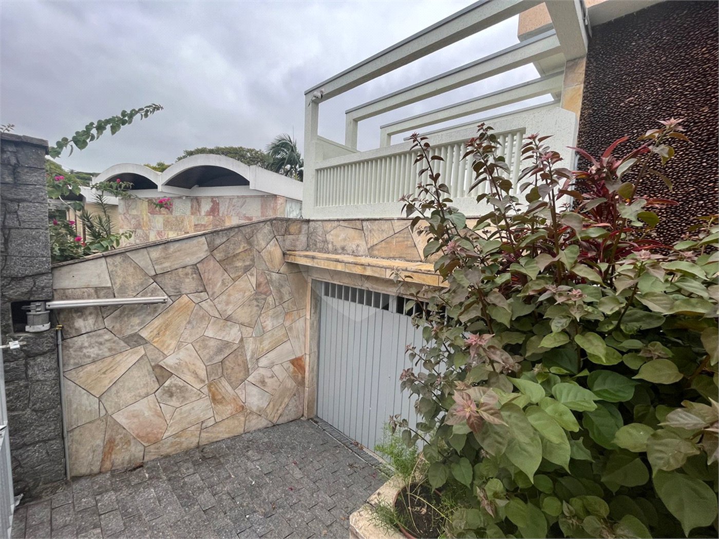 Casa à venda com 4 quartos, sendo 3 suítes, em Jardim França, São Paulo, SP
