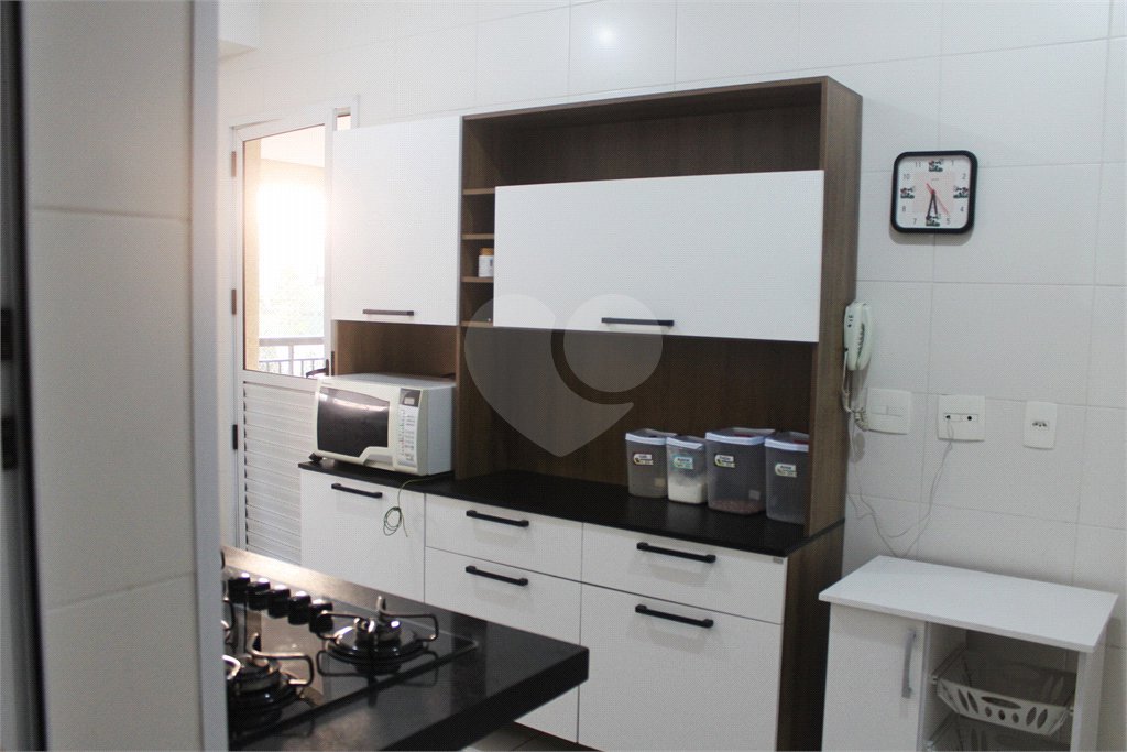 Apartamento à venda com 3 suítes em Vila Gilda, Santo André, SP