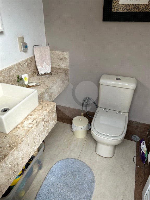 Casa à venda com 2 suítes no condomínio Residencial, Mogi das Cruzes - SP
