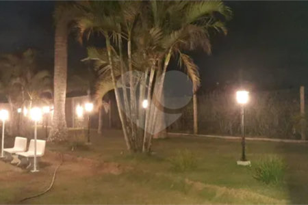 Chácara à venda com 3 suítes em Vila São Geraldo, São José dos Campos, SP