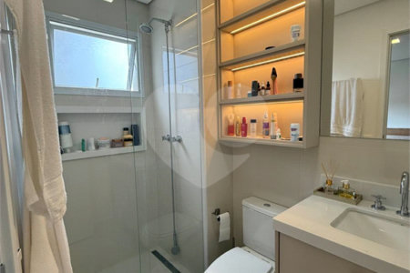 Apartamento à venda com 3 quartos, sendo 1 suíte,  em Vila Mogilar, Mogi das Cruzes, SP