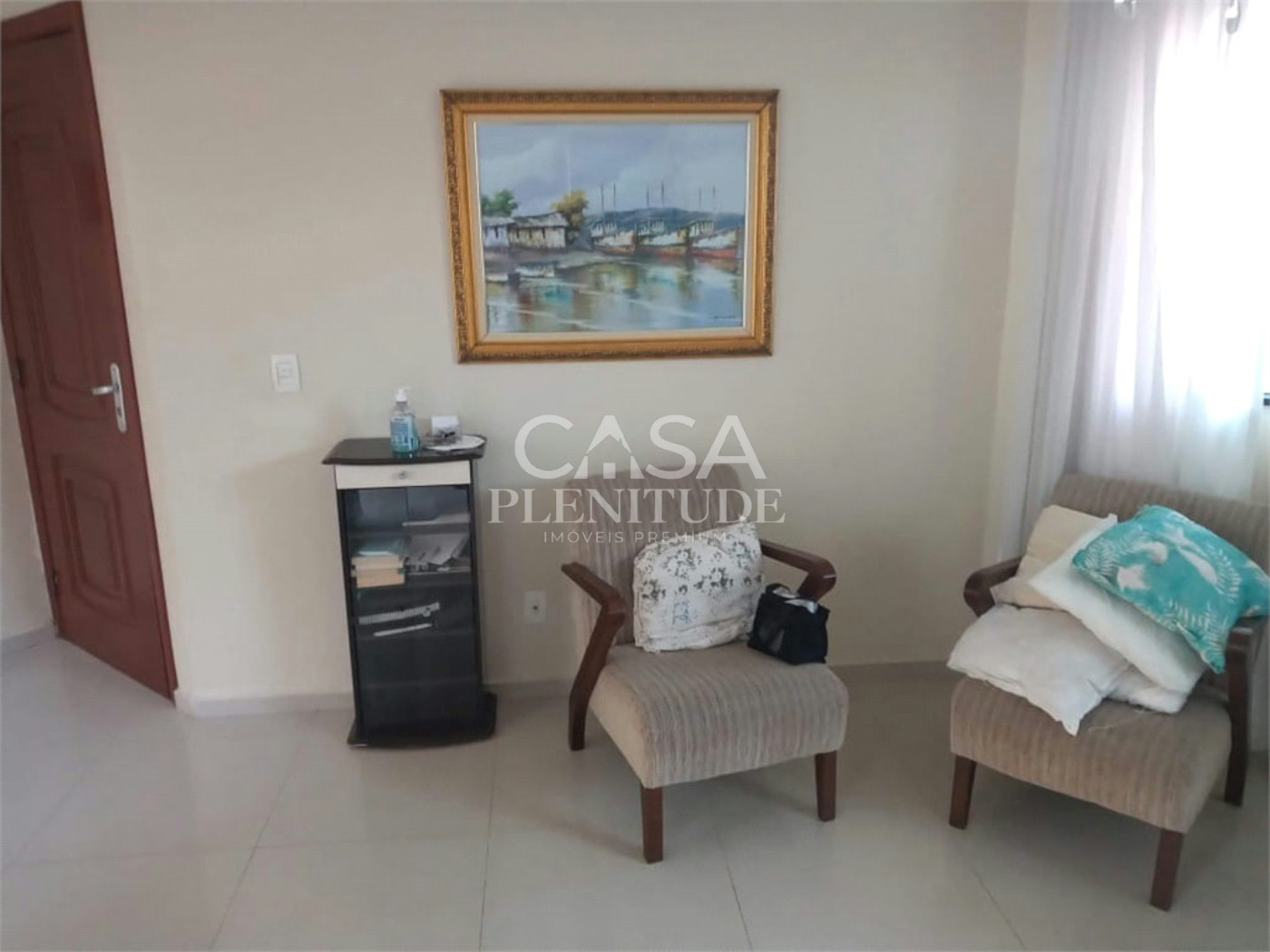 Sobrado à venda com 3 quartos, sendo 1 suíte,  em Wanel Ville, Sorocaba, SP