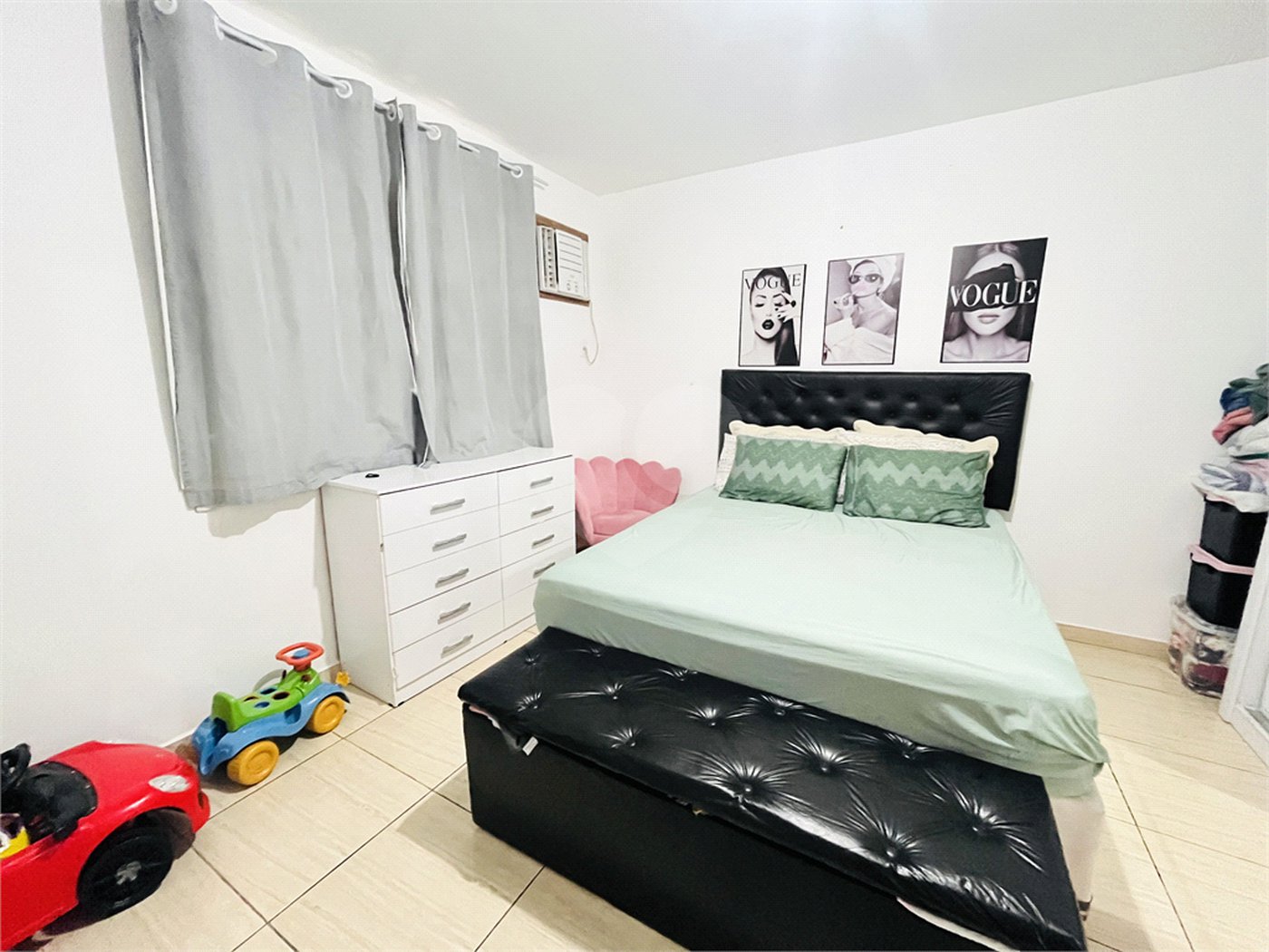 Sobrado à venda com 2 quartos em Campo Grande, Rio de Janeiro, RJ